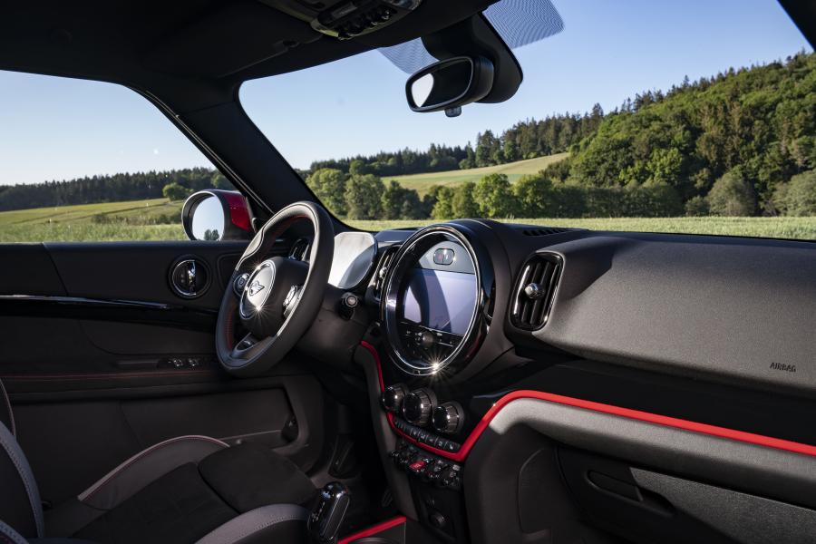 Интерьер Mini John Cooper Works Countryman (F60) 2020 года  (WW) (фото 96 из 211)